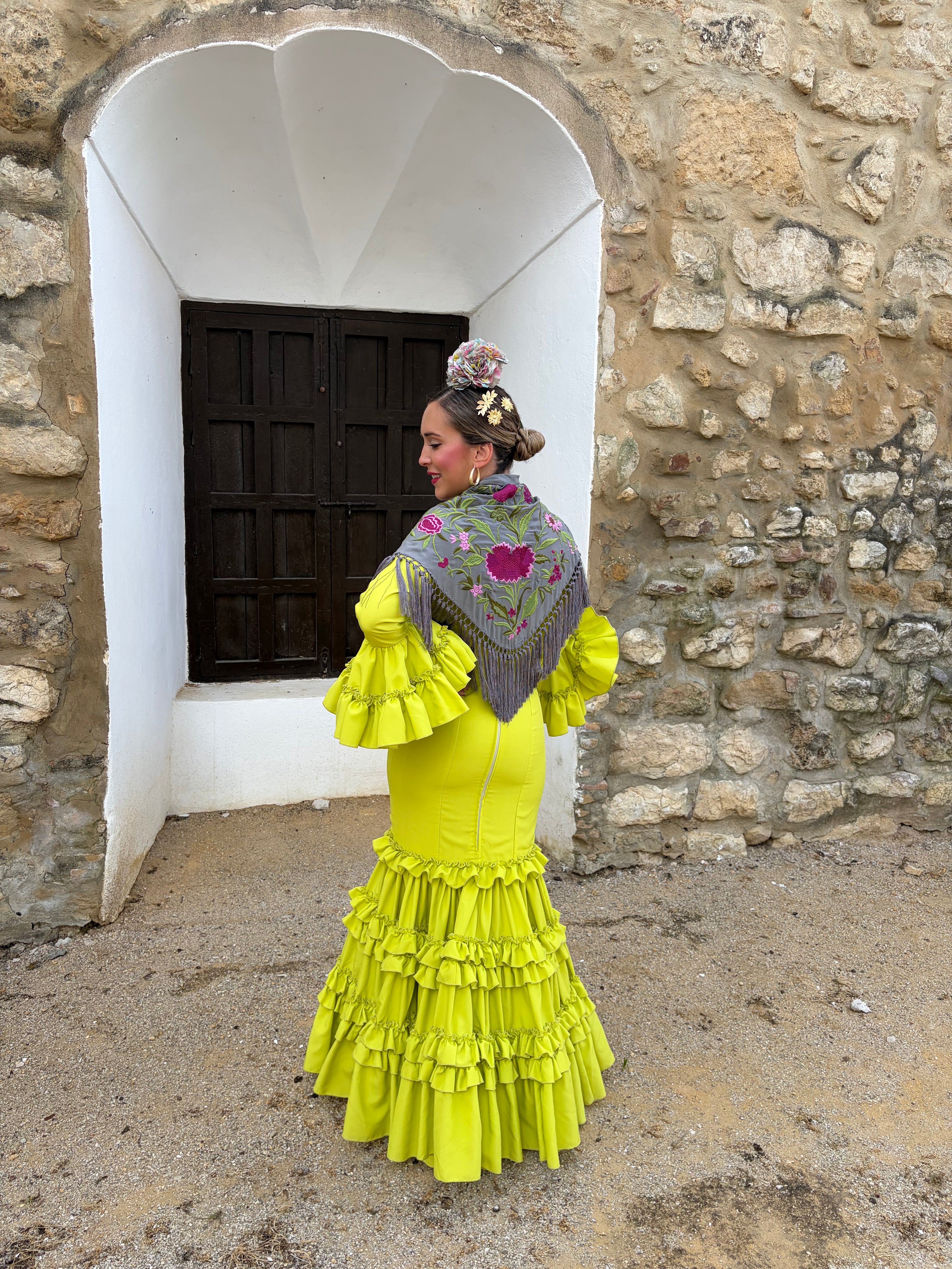 MANTÓN GRIS