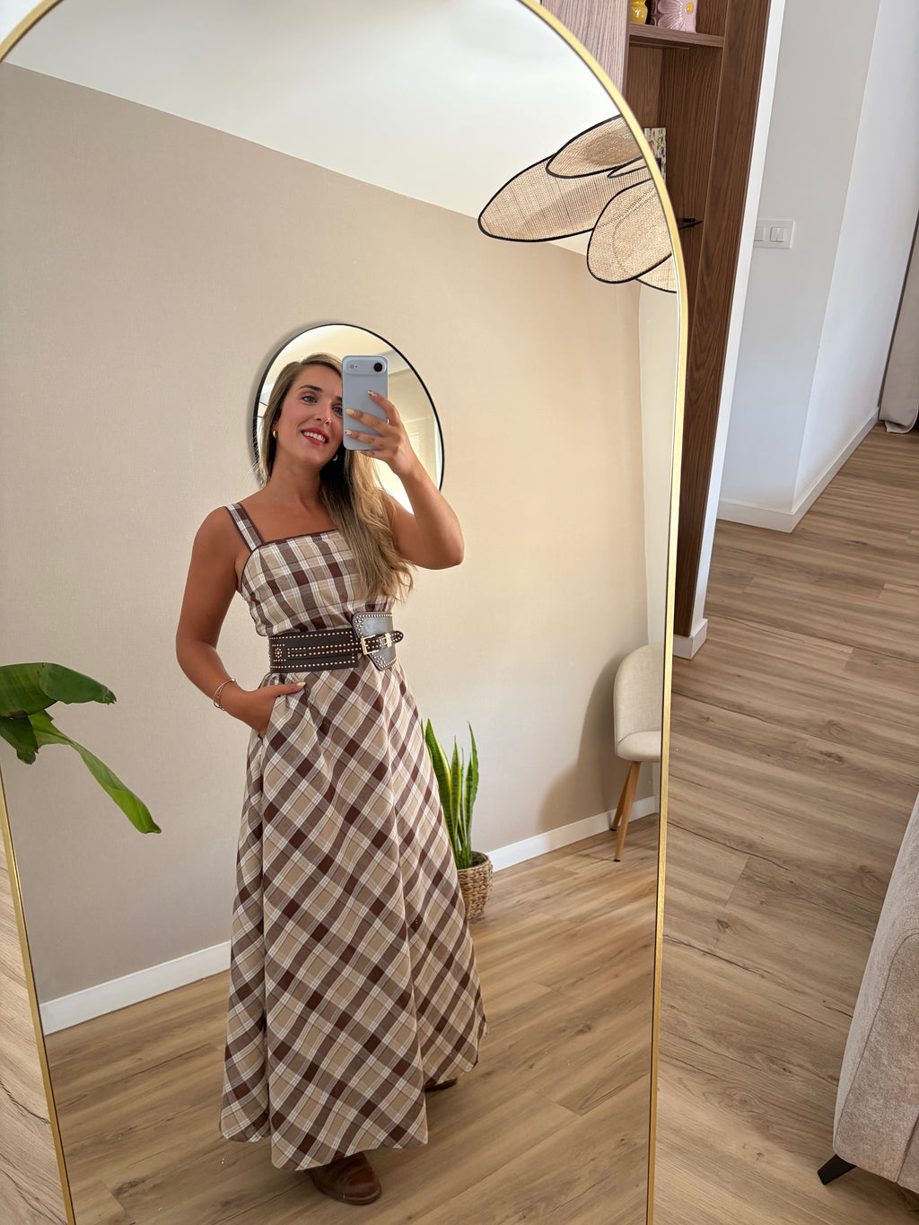VESTIDO CANELA