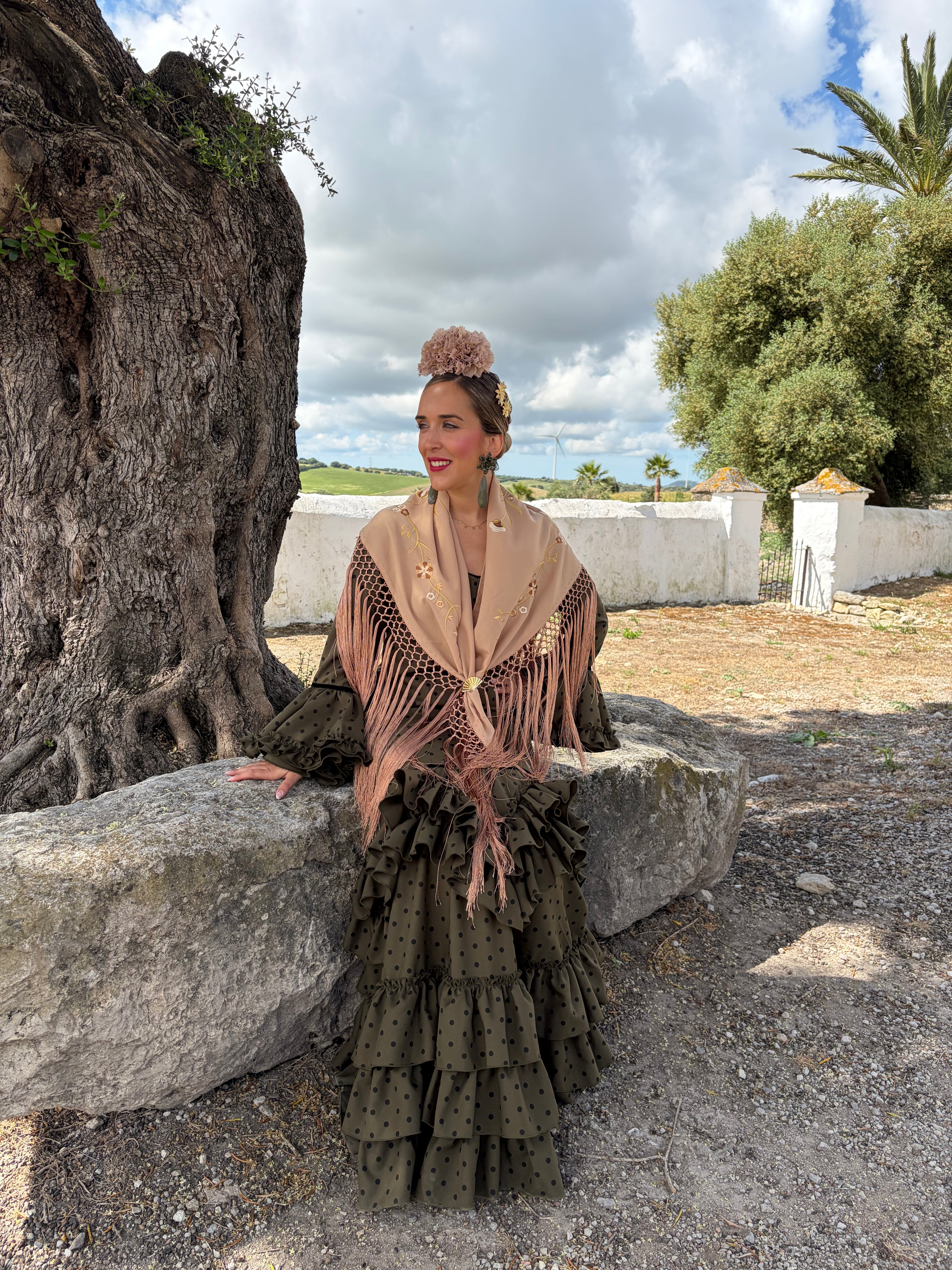 TRAJE DE FLMENCA CACERIA