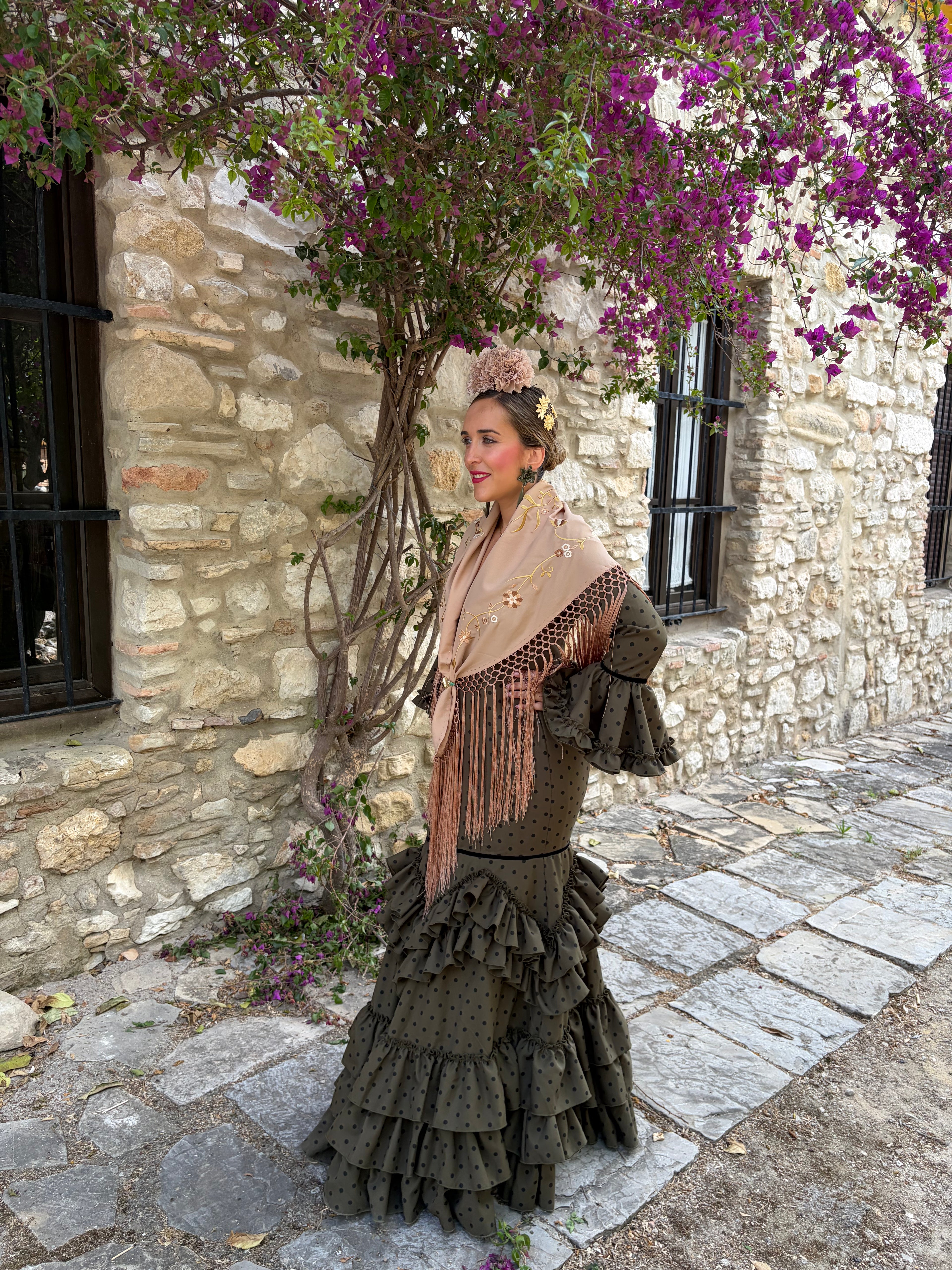 TRAJE DE FLMENCA CACERIA